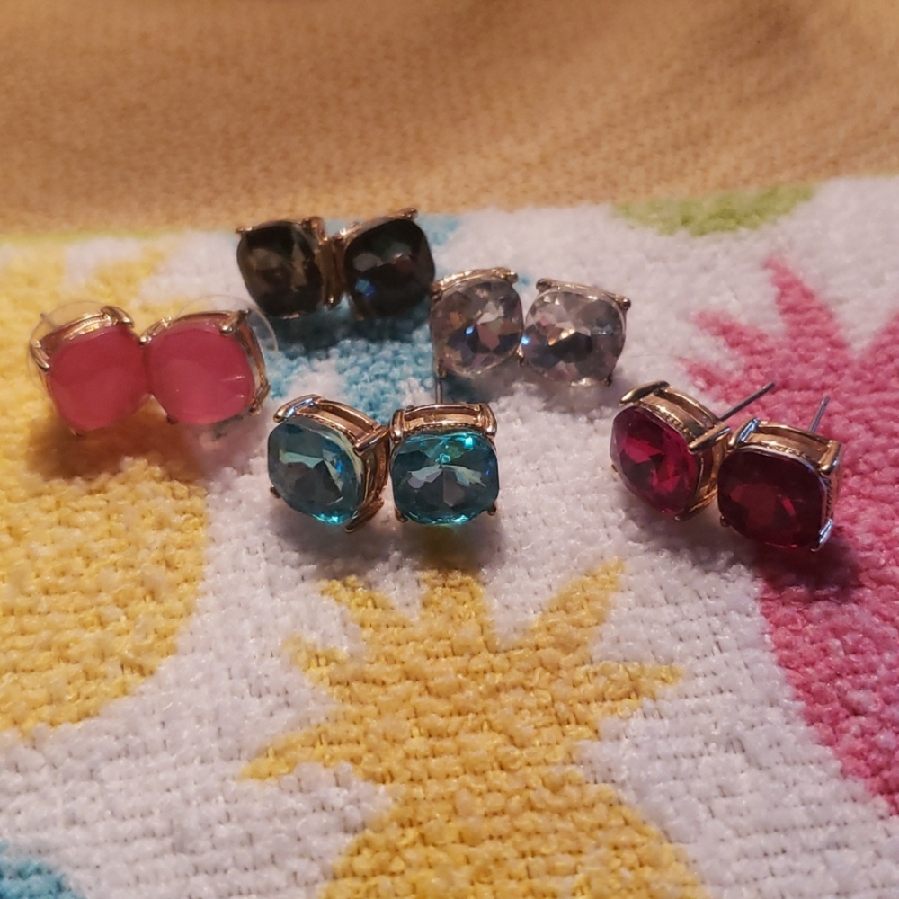5 sets of earings
